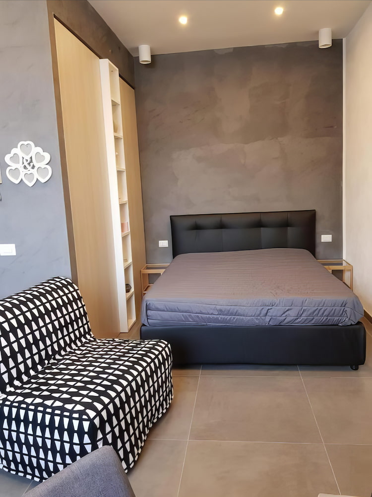 Holiday House Holiday House