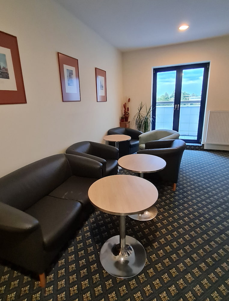 Ramada Airport Hotel Prague Ramada Airport Hotel Prague