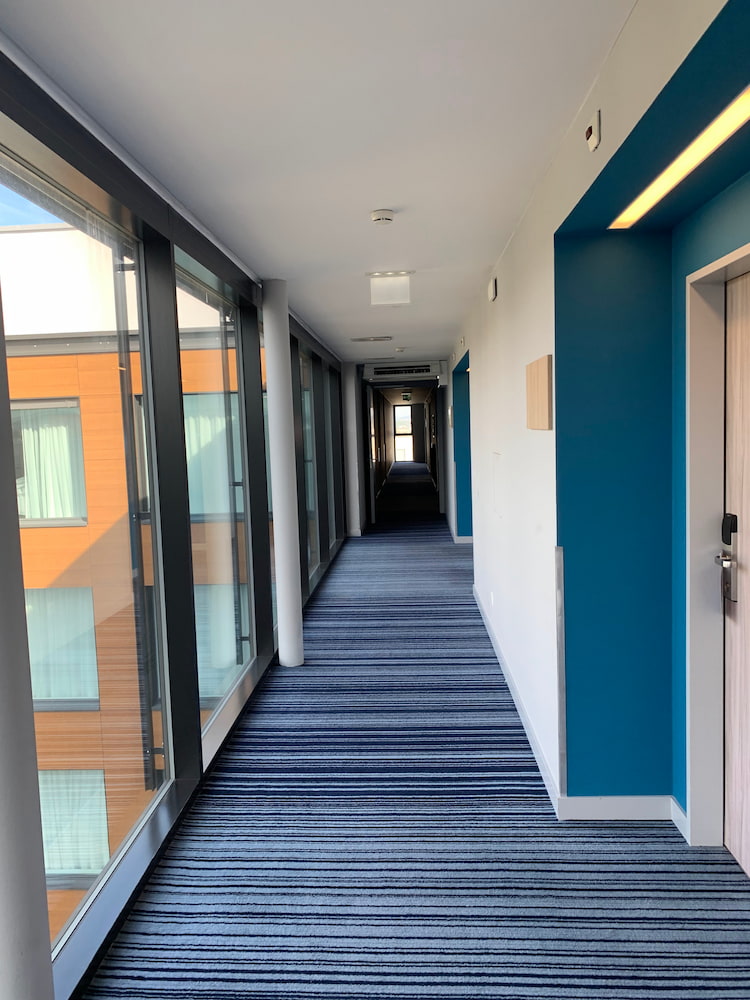 Holiday Inn Express Holiday Inn Express