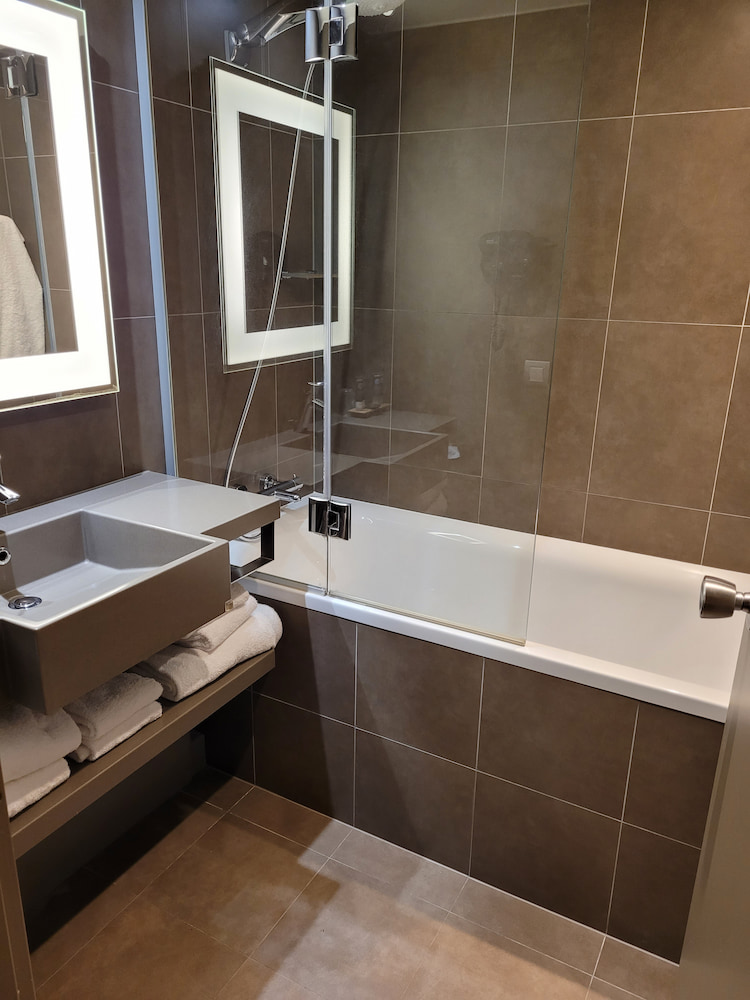 Novotel Brussels Airport Novotel Brussels Airport