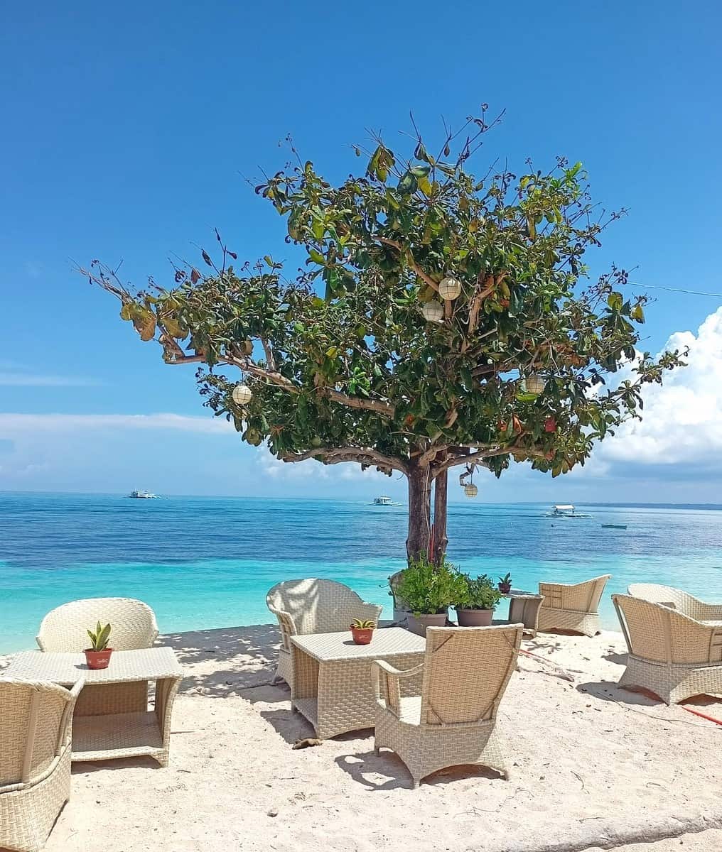 Mactan Island, Philippines Mactan Island, Philippines