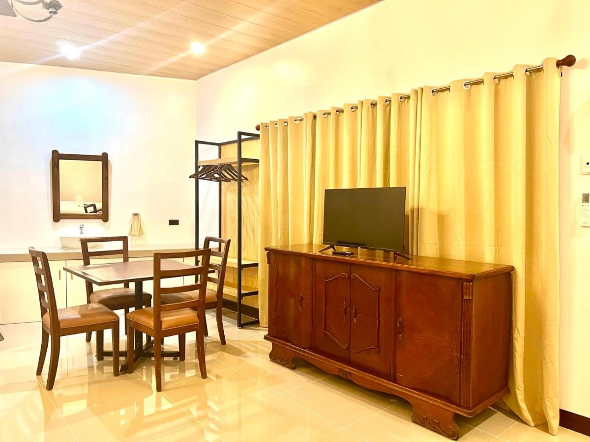 E&R Airport Hotel Dumaguete