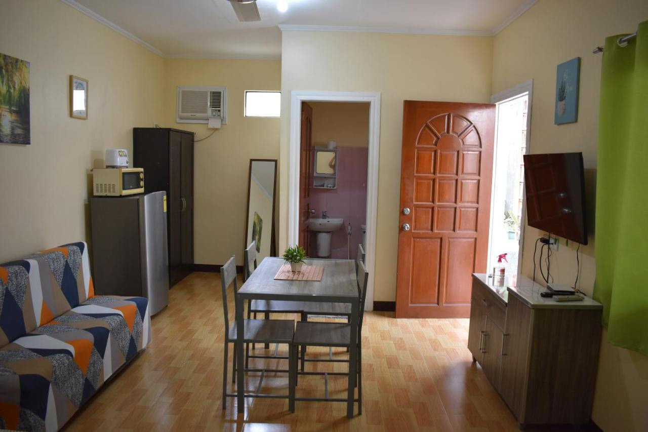 Treetops Studios Valencia, Dumaguete