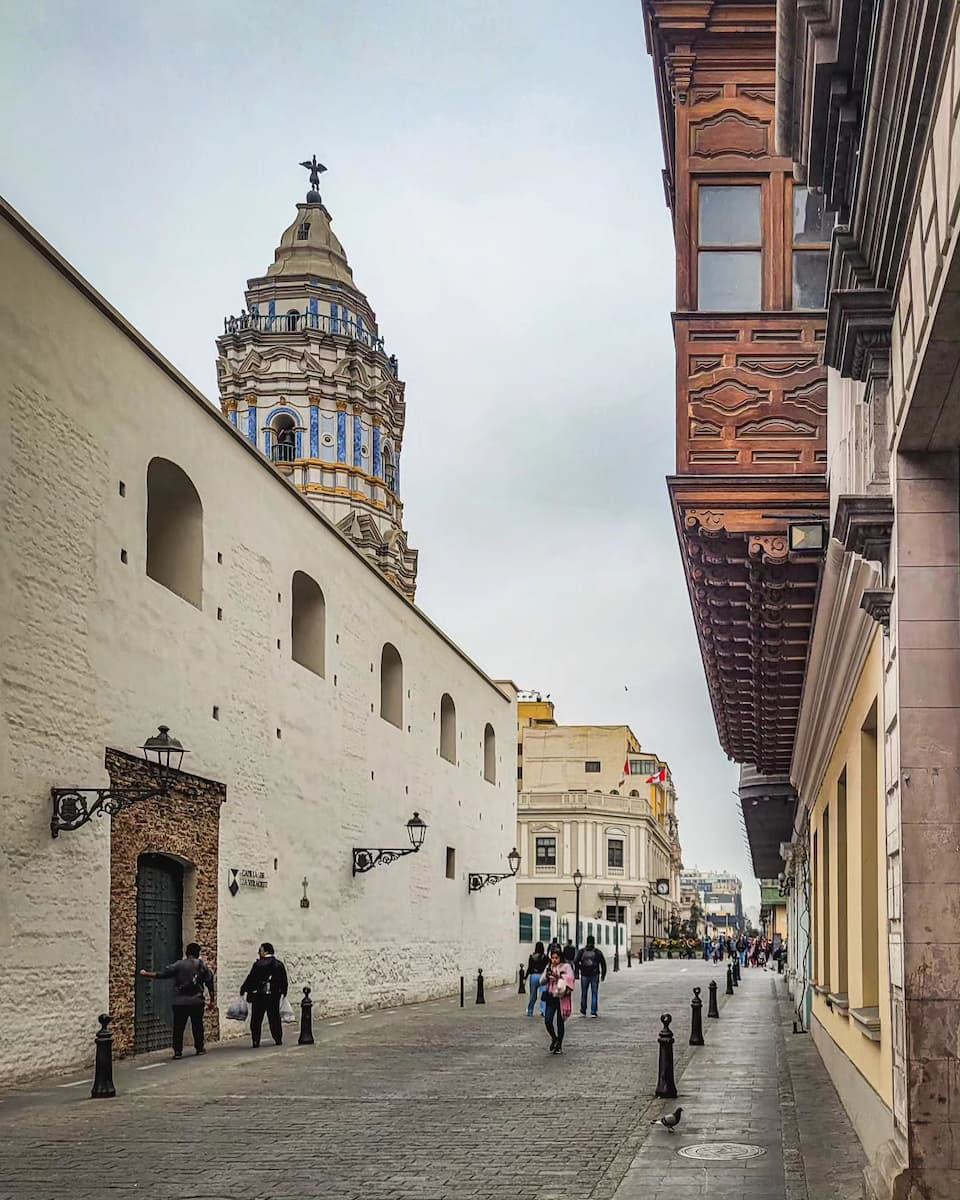 Iglesia_de_la_Veracruz_Lima Iglesia de la Veracruz, Lima