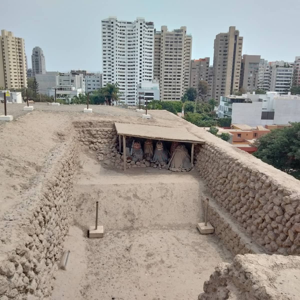 Museo Sitio Huaca Huallamarca, Lima Museo Sitio Huaca Huallamarca, Lima