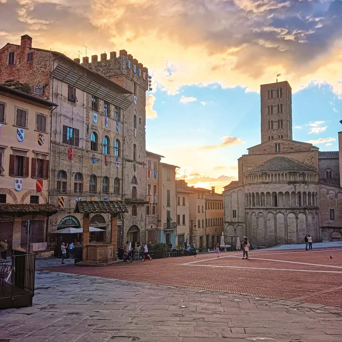 Piazza Grande, Lake Maggiore Piazza Grande, Lake Maggiore