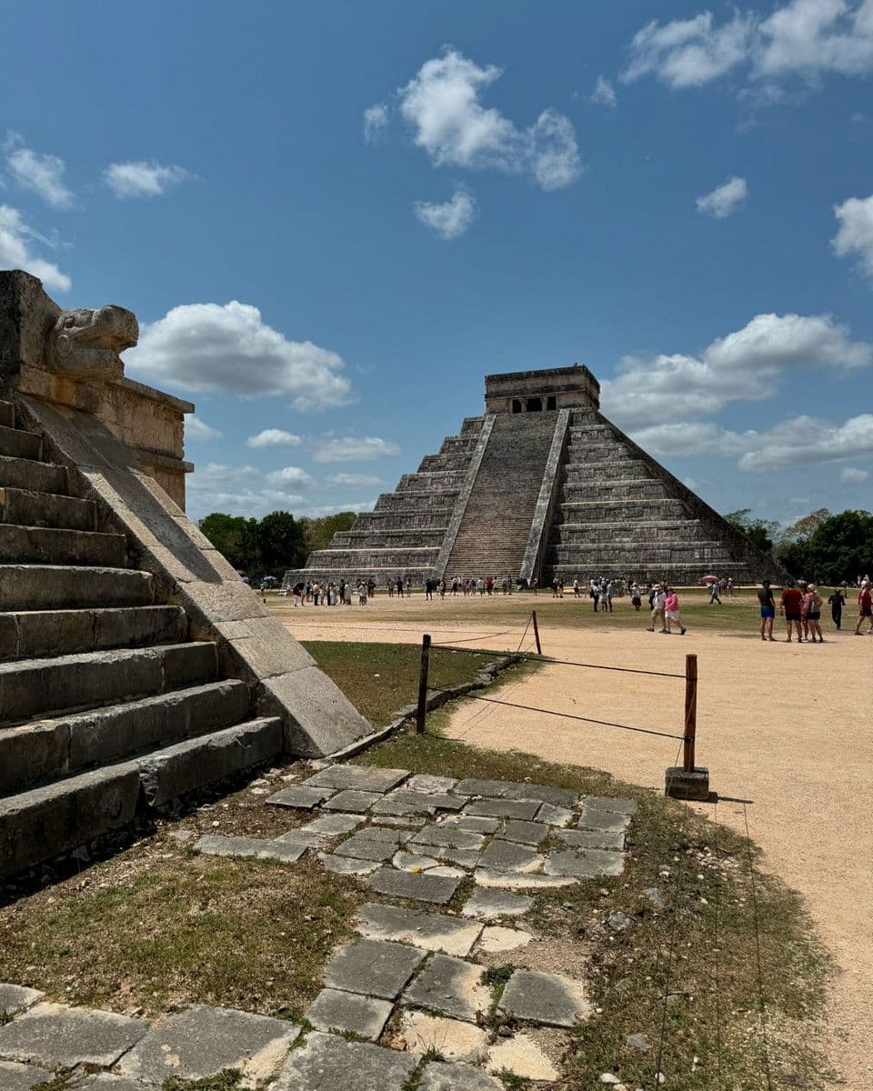 Chichén Itzá Yucatan, Mexico Chichén Itzá Yucatan, Mexico