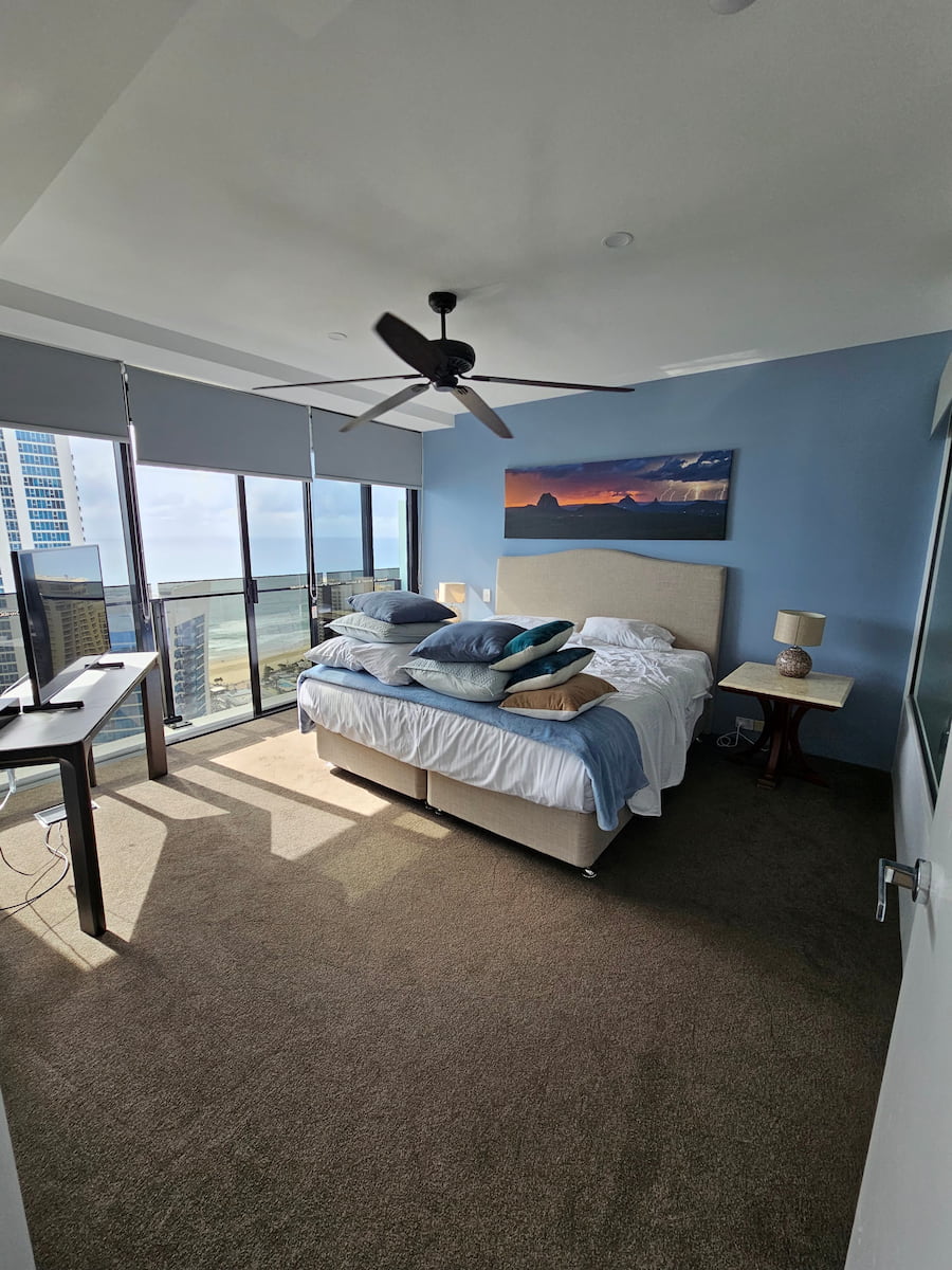 Mantra Circle on Cavill Gold Coast Mantra Circle on Cavill Gold Coast