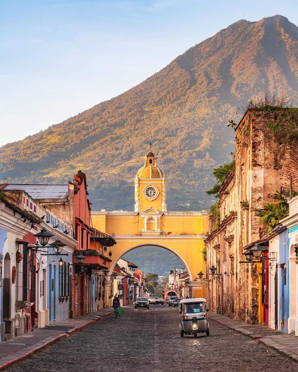 Old Street, Guatemala City Old Street, Guatemala City