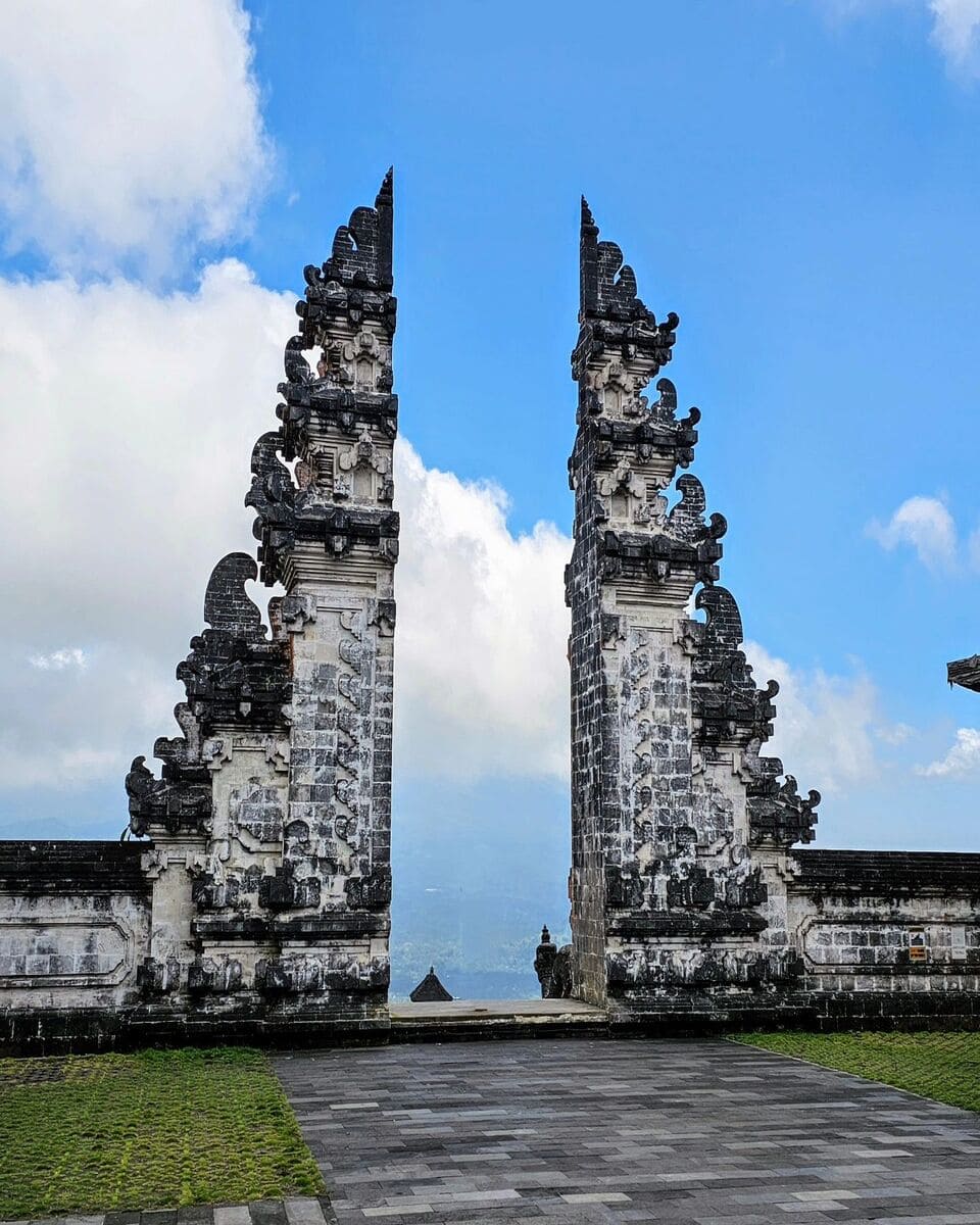 Sapa, Heaven's Gate Sapa, Heaven's Gate