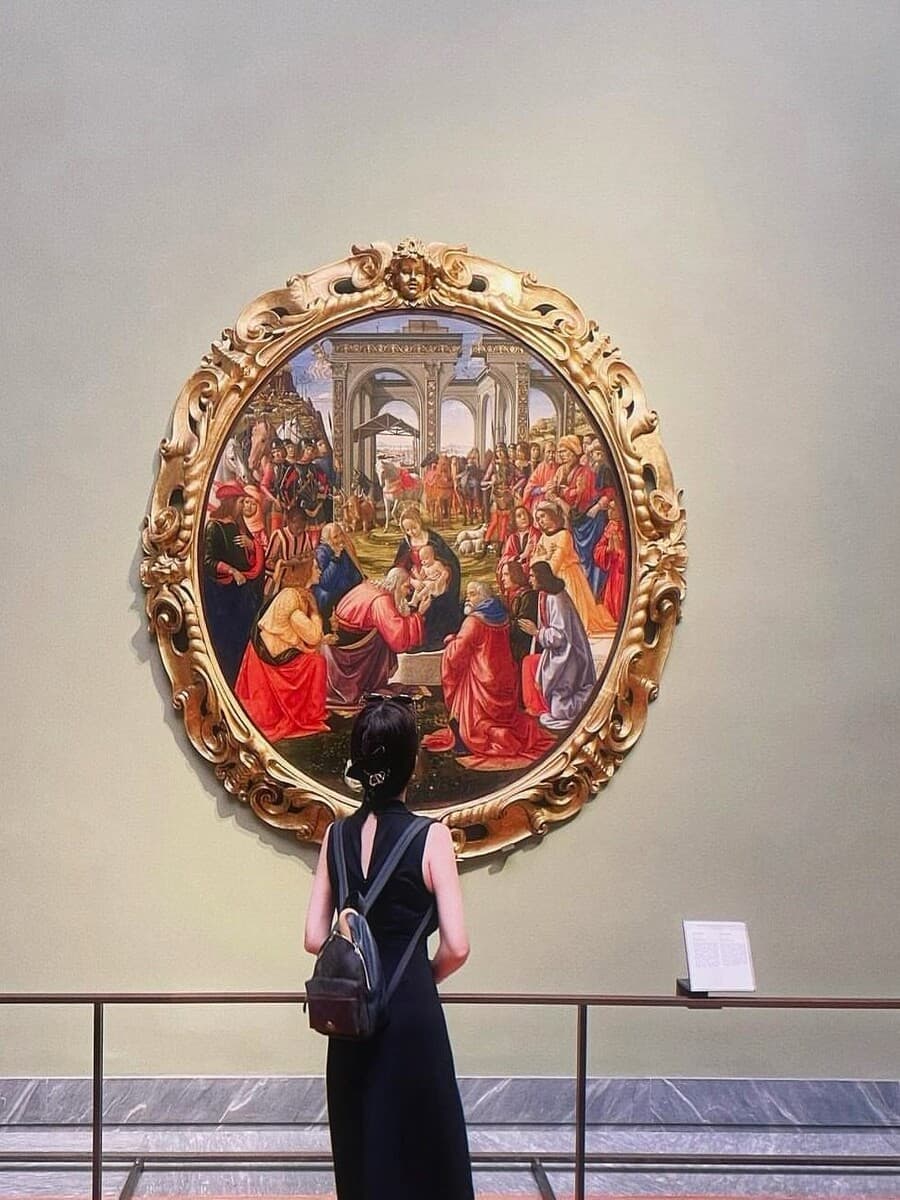 Uffizi Gallery, Italy Uffizi Gallery, Italy