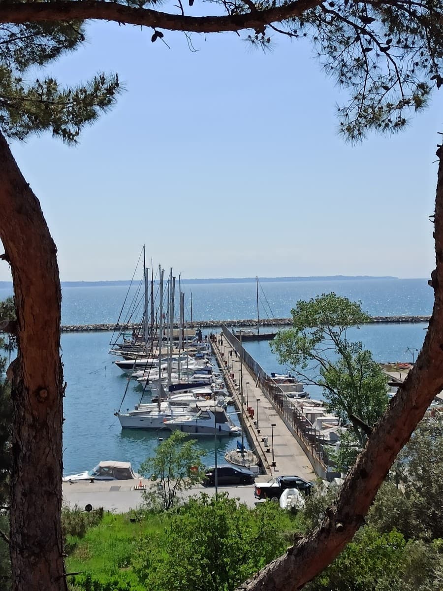 Nea Krini Beach, Thessaloniki, Greece Nea Krini Beach, Thessaloniki, Greece