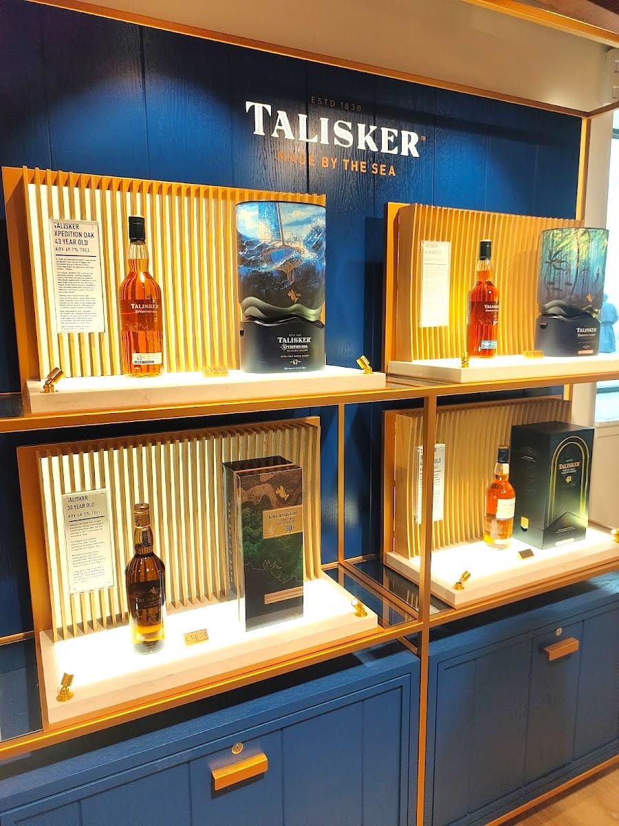 Talisker Distillery in Carbost, Isle of Skye (4)