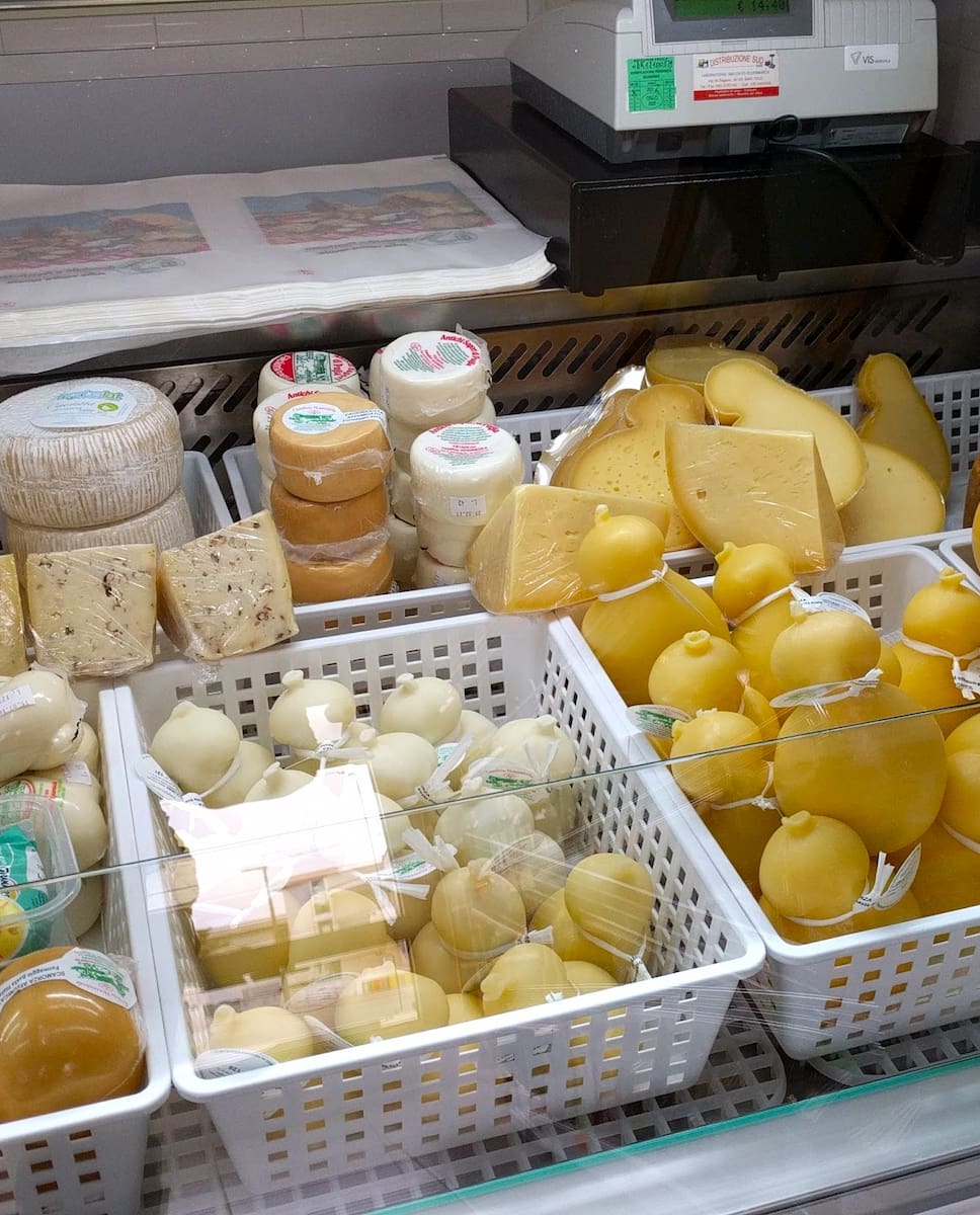 Caseificio Berardi, Alberobello Caseificio Berardi, Alberobello