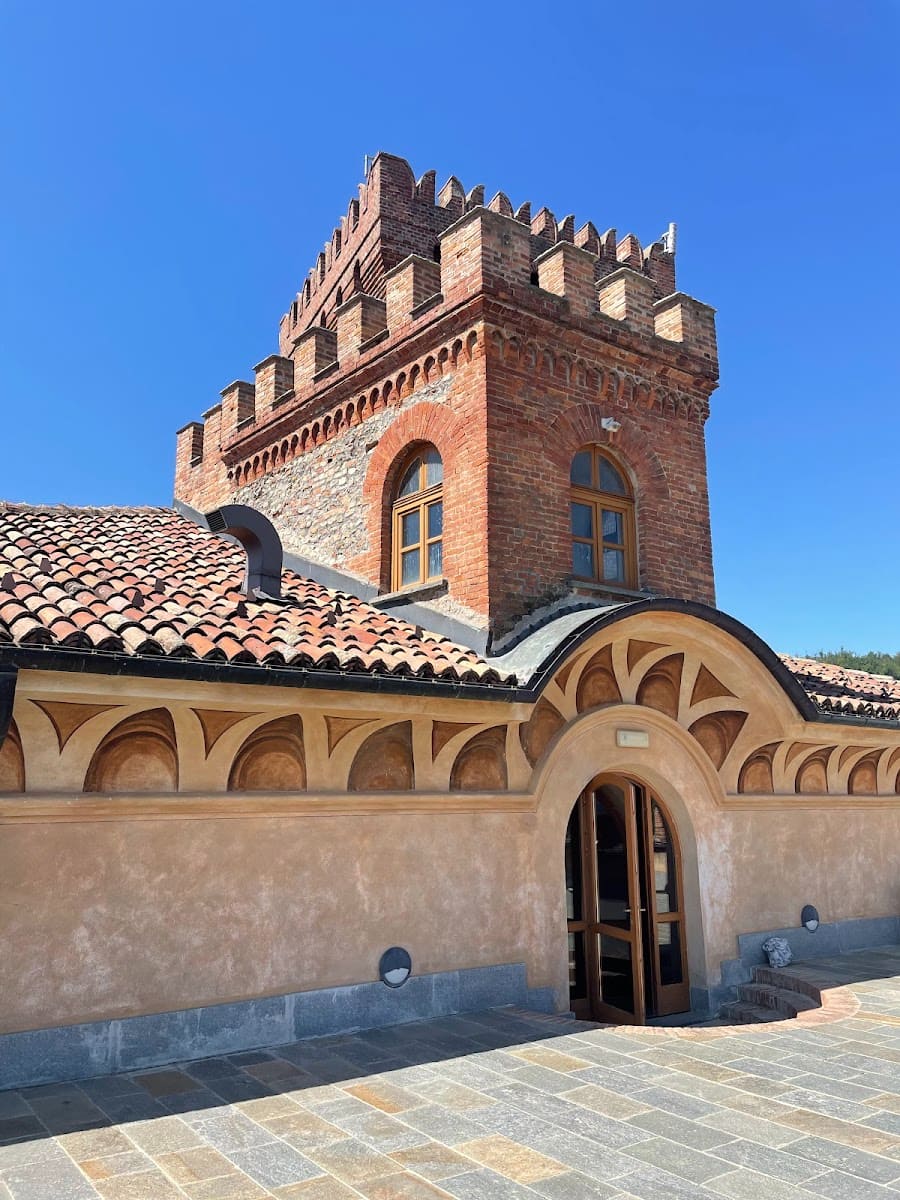 Castello Falletti di Barolo, Piemonte Castello Falletti di Barolo, Piemonte