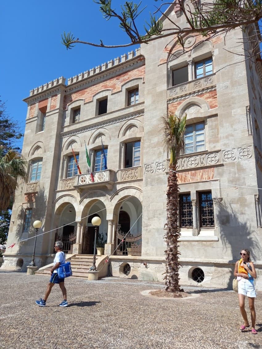 Favignana Town Center, Favignana Favignana Town Center, Favignana