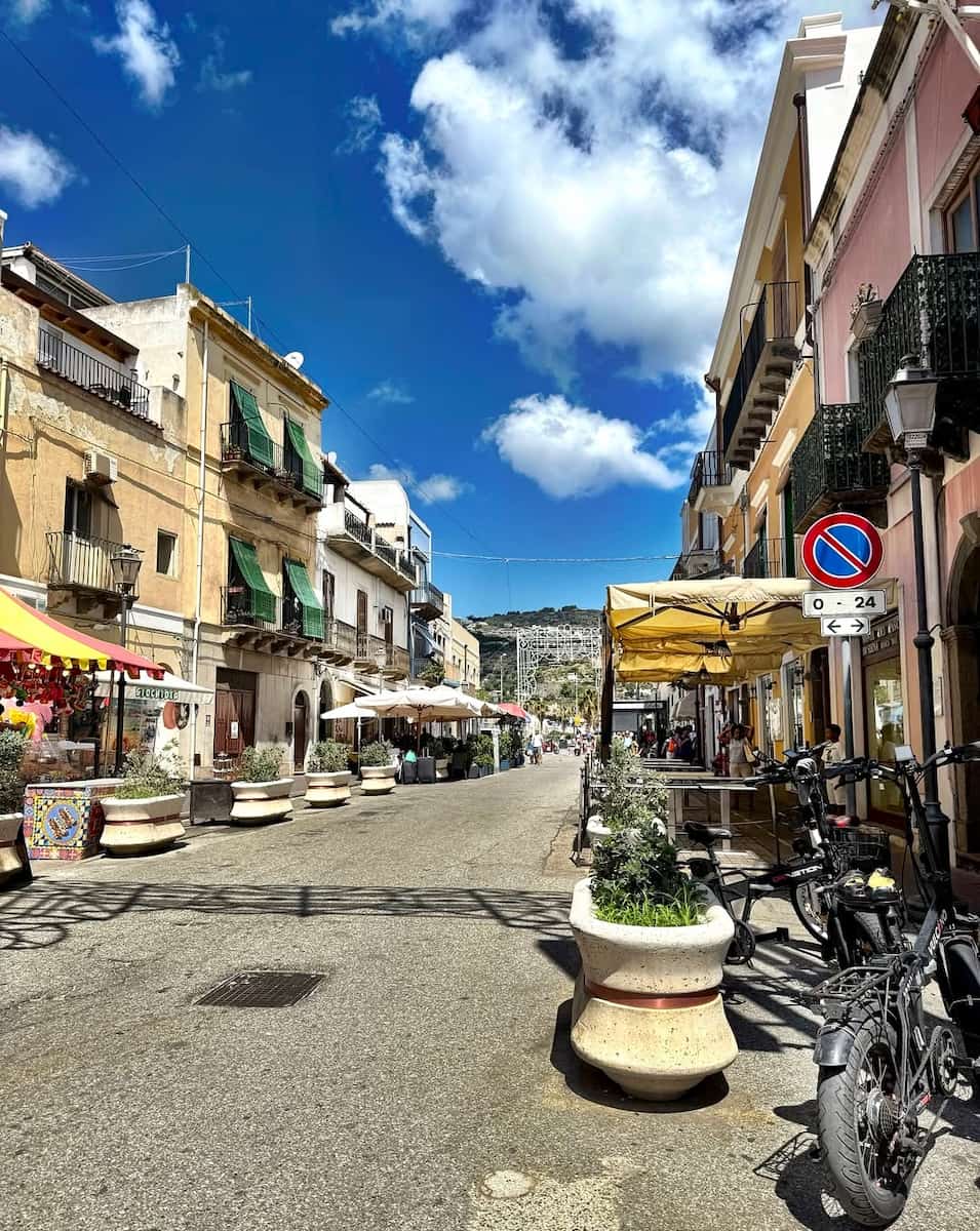 Pianoconte, Lipari Island Pianoconte, Lipari Island