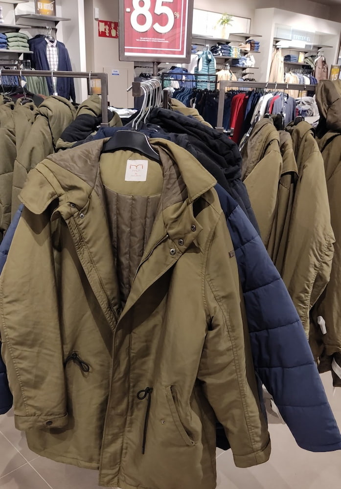 Fifty Outlet Fifty Outlet