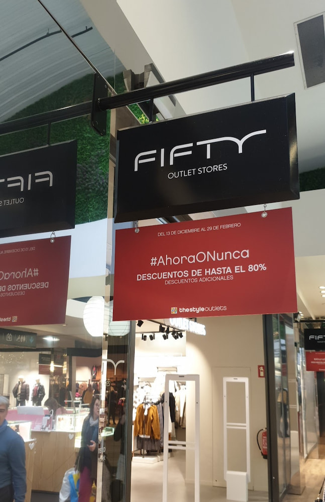 Fifty Outlet Fifty Outlet