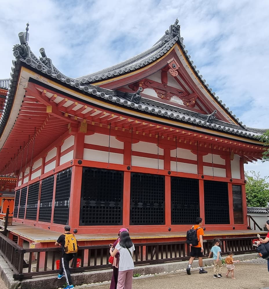 Kiyomizu-dera Kiyomizu-dera