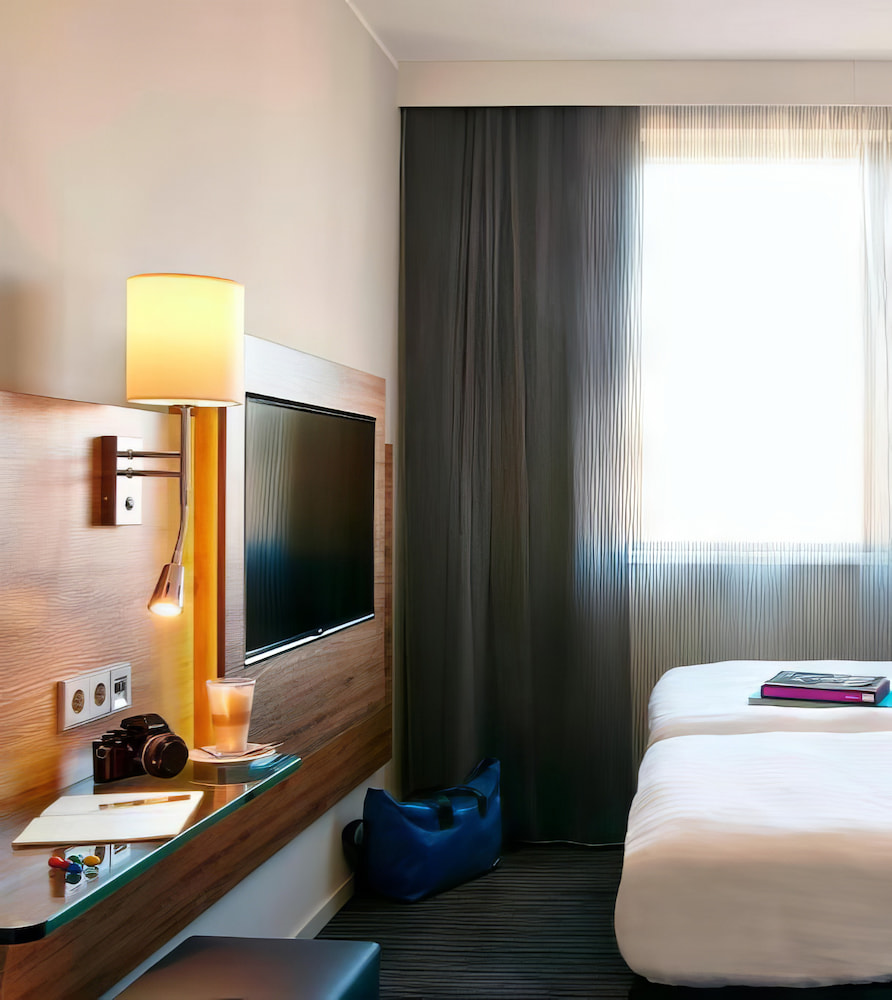 Moxy Frankfurt Airport Moxy Frankfurt Airport