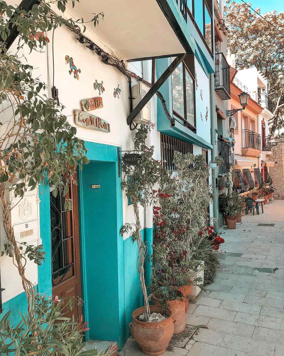 Barrio de santa cruz, Seville, Spain