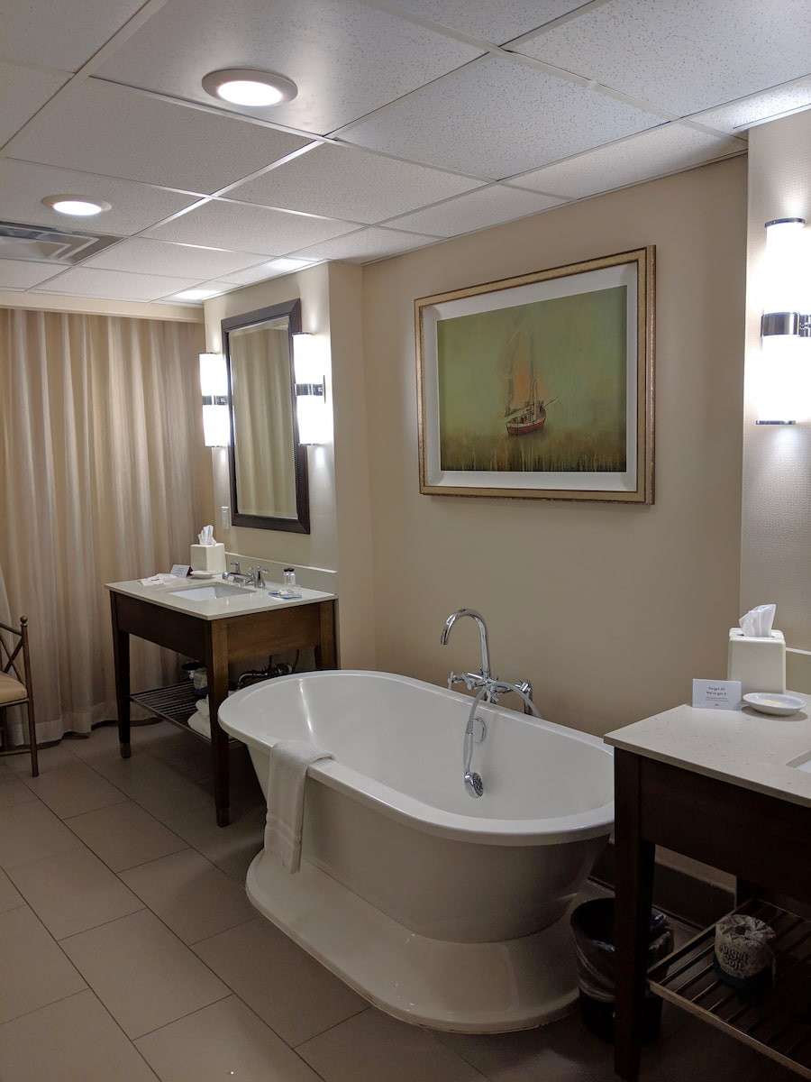 Crowne Plaza Charleston Airport Crowne Plaza Charleston Airport