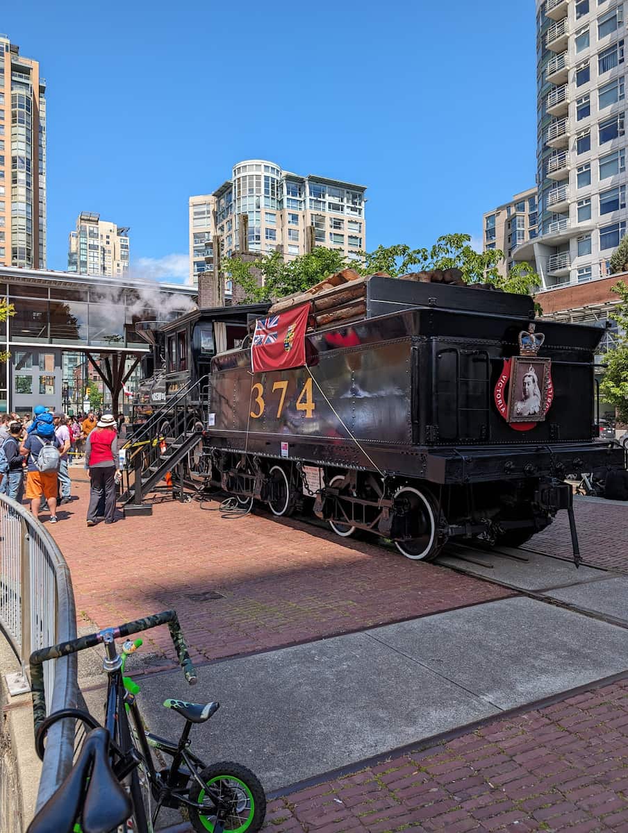 Roundhouse Community Arts & Recreation Centre Roundhouse Community Arts & Recreation Centre