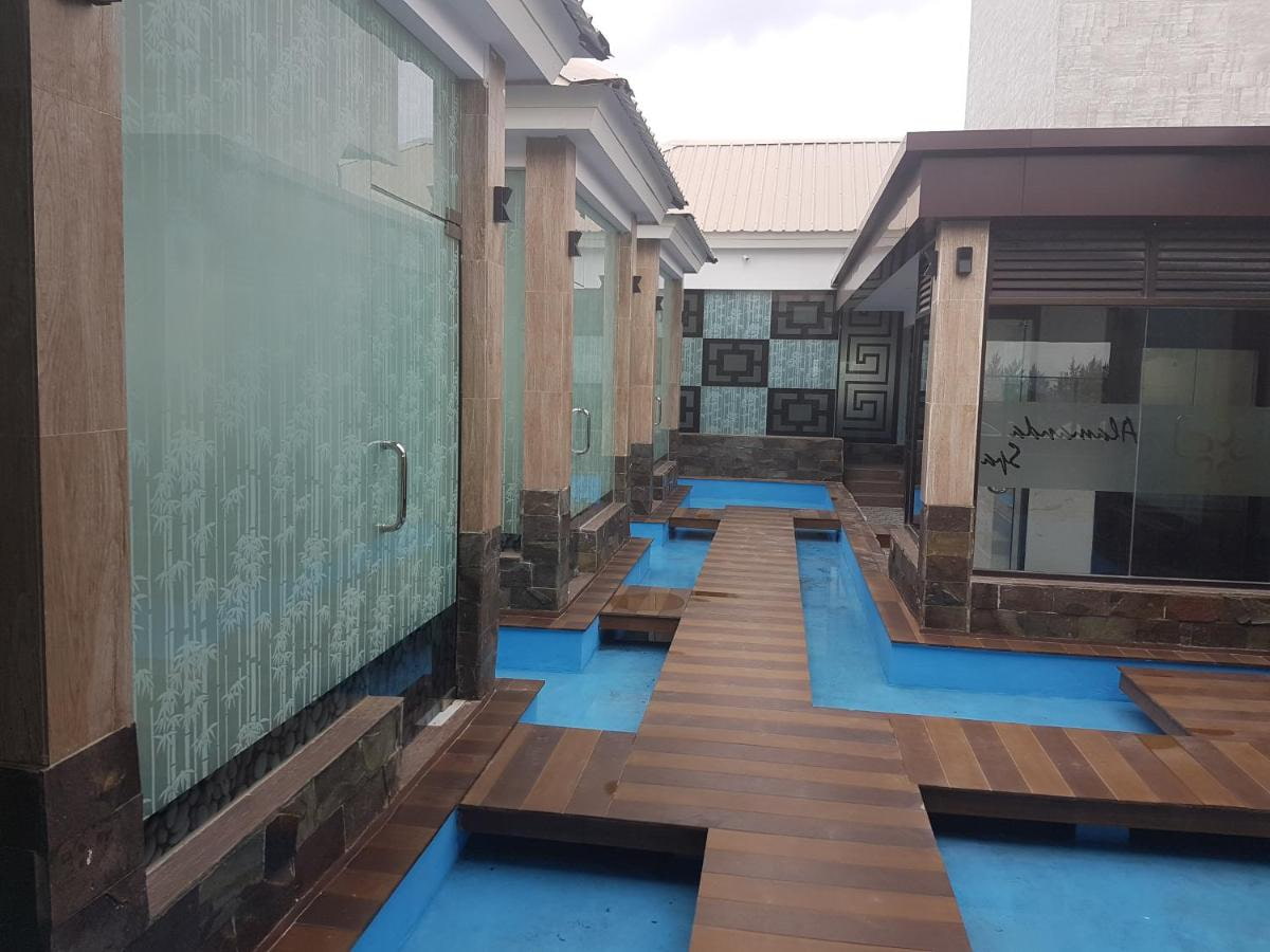 Batam Harbour Boutique