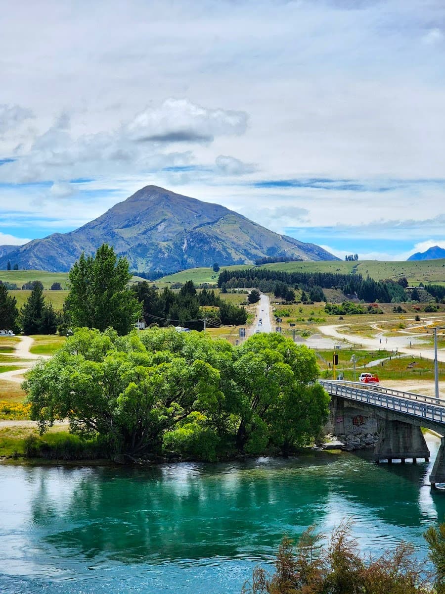 Wanaka, Albert Town Bridge Wanaka, Albert Town Bridge