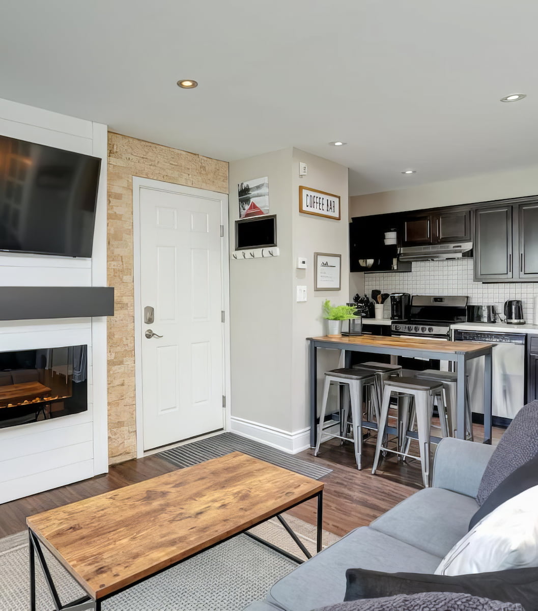 Blue Mountain Creekside Studio NCR Blue Mountain Creekside Studio NCR