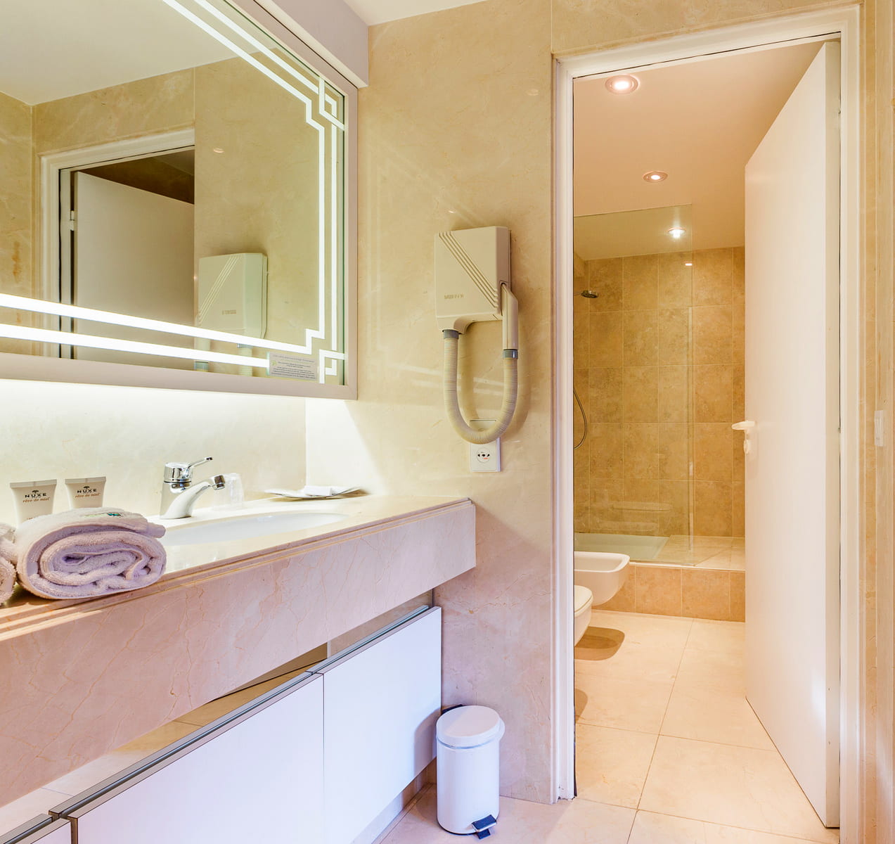 Hôtel Hélios Hôtel Hélios