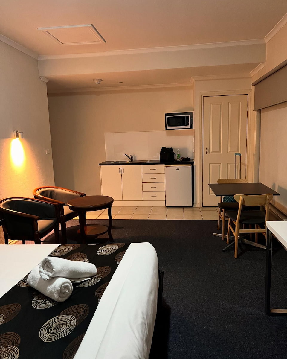 Mill Park Hotel Mill Park Hotel