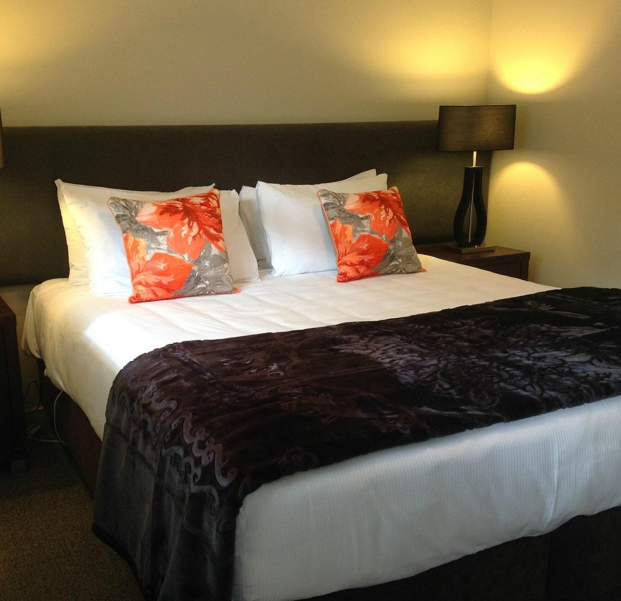 Sails on the Lake Sails on the Lake