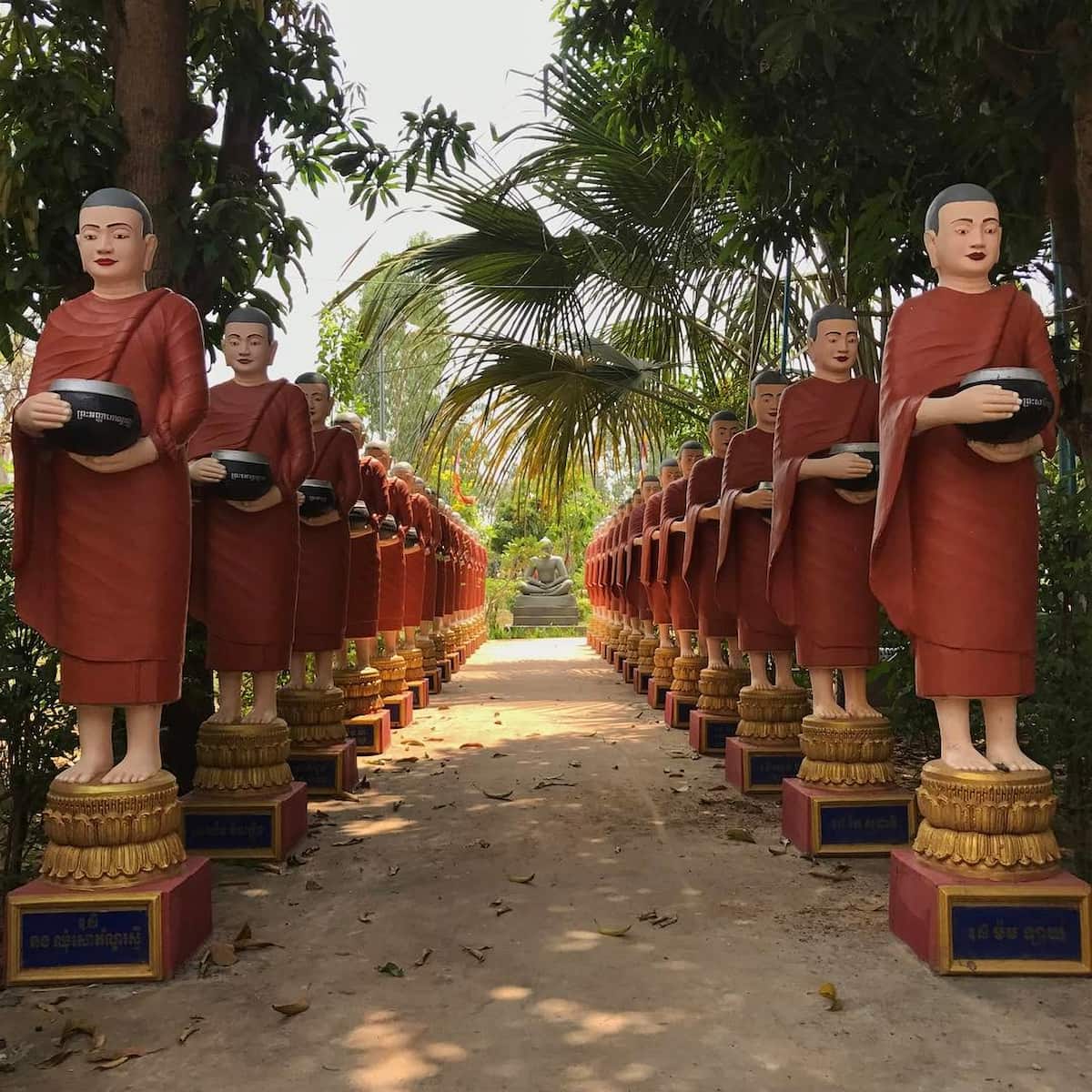 Siem Reap: Wat Bo Area Siem Reap: Wat Bo Area