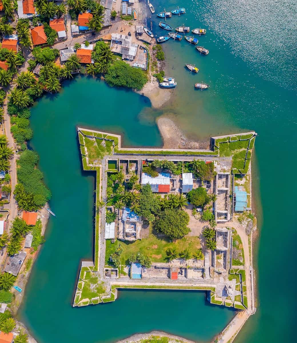 Adventures in Sri Lanka Adventures in Sri Lanka