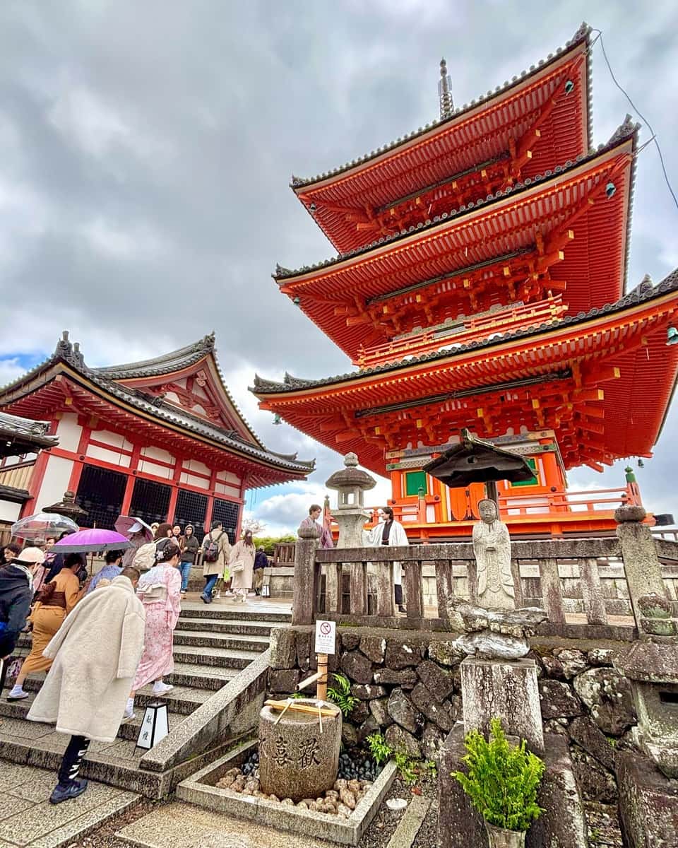 Kiyomizu-dera Temple, Kyoto Kiyomizu-dera Temple, Kyoto