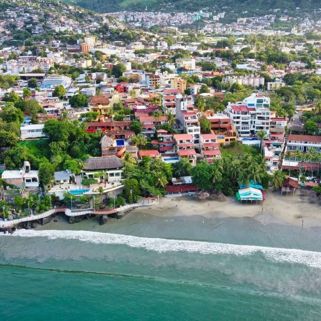 Zihuatanejo and Mazunte Zihuatanejo and Mazunte