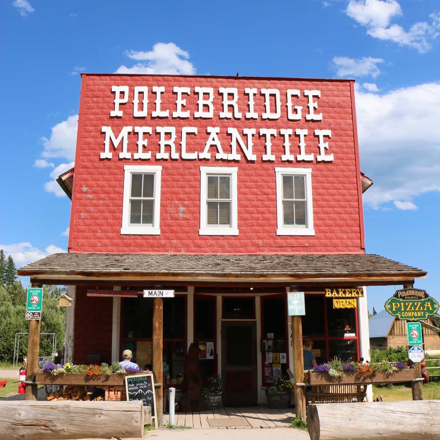 Apgar Village Glacier Park, USA Apgar Village Glacier Park, USA