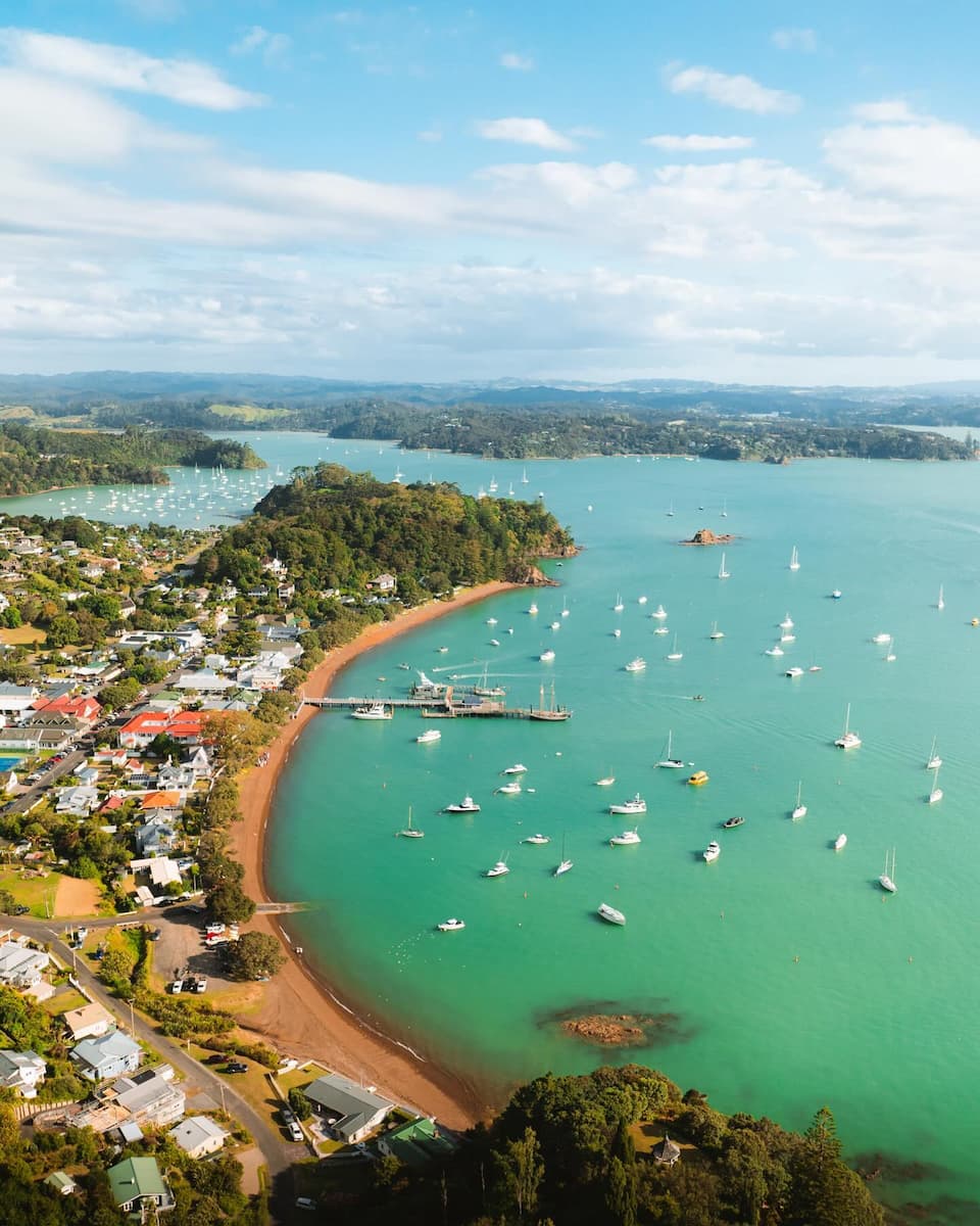 Traveling around New Zealand Traveling around New Zealand