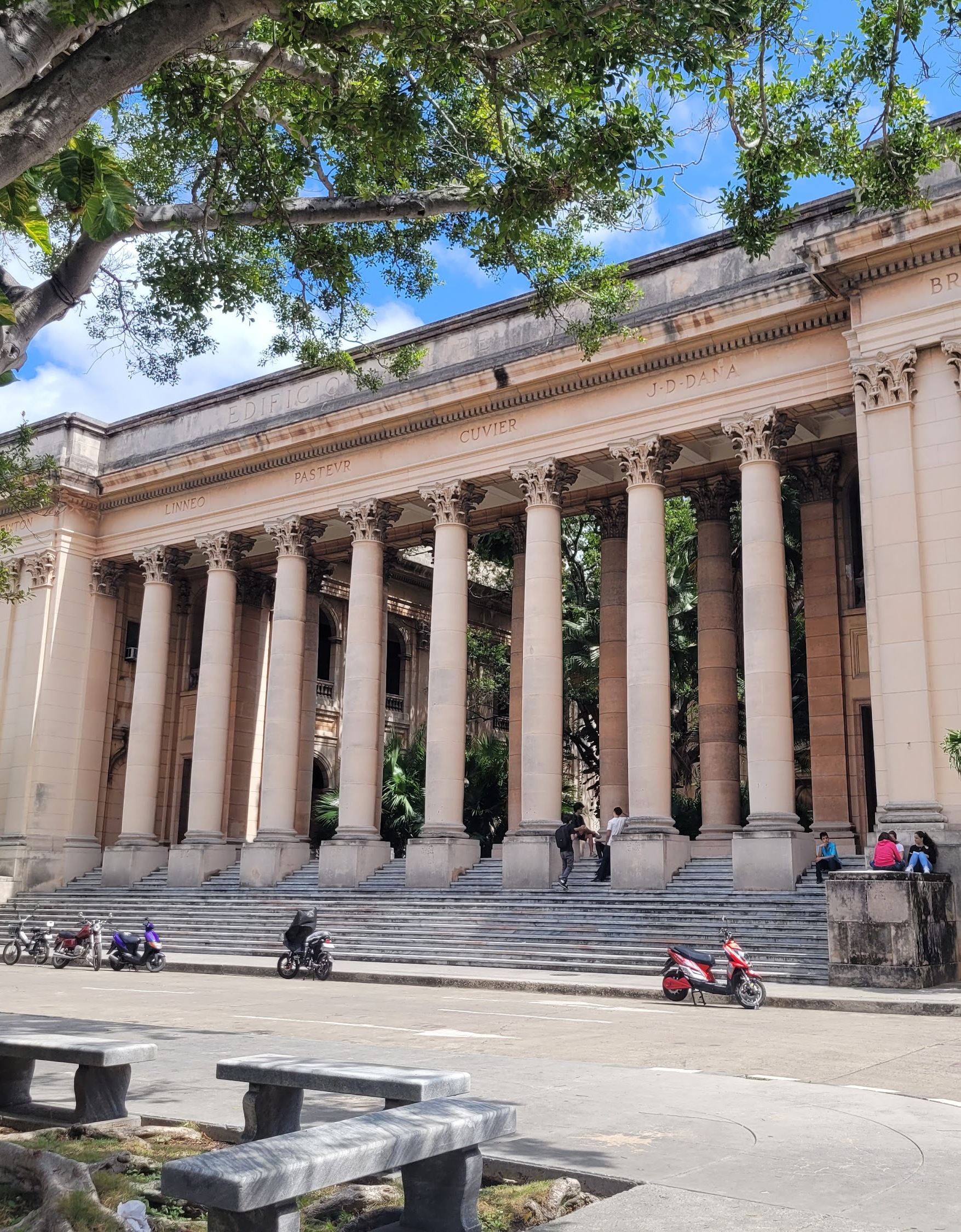 University of Havana El Vedado University of Havana El Vedado