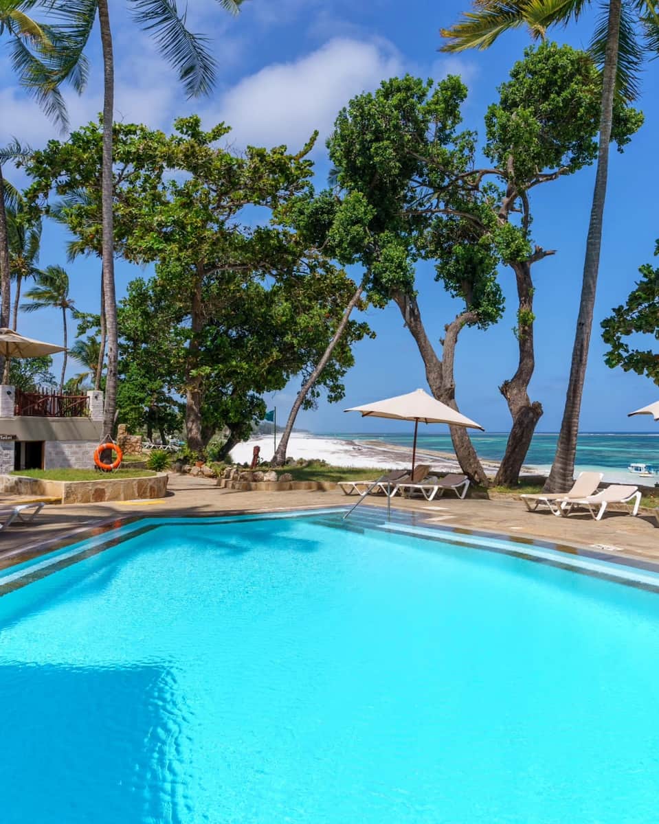 Diani Beach, Kenya Diani Beach, Kenya