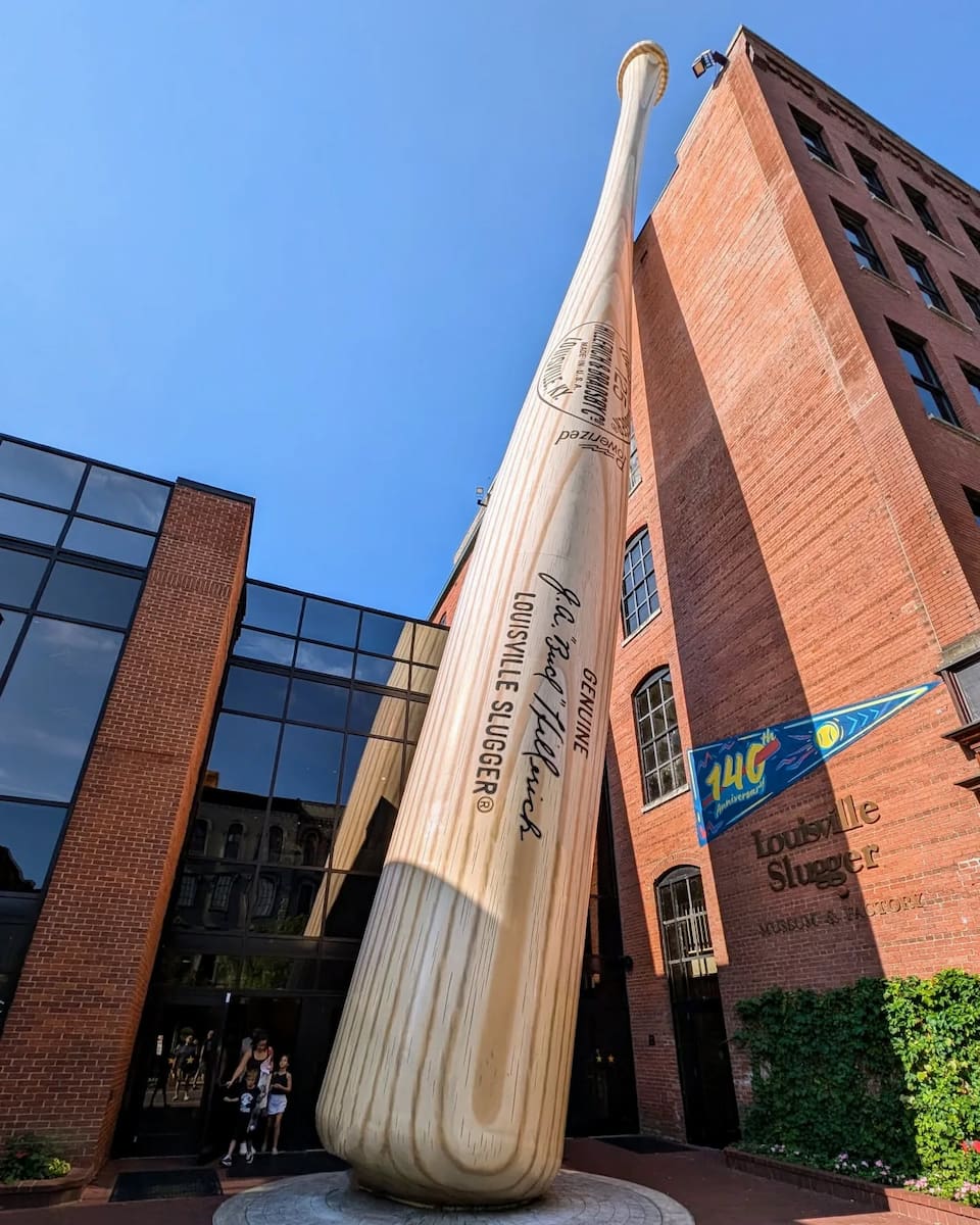 Downtown, Louisville Downtown, Louisville