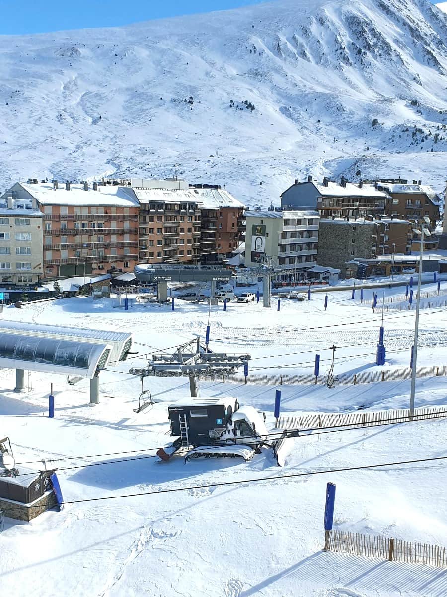 Pas de la Casa, Andorra Pas de la Casa, Andorra