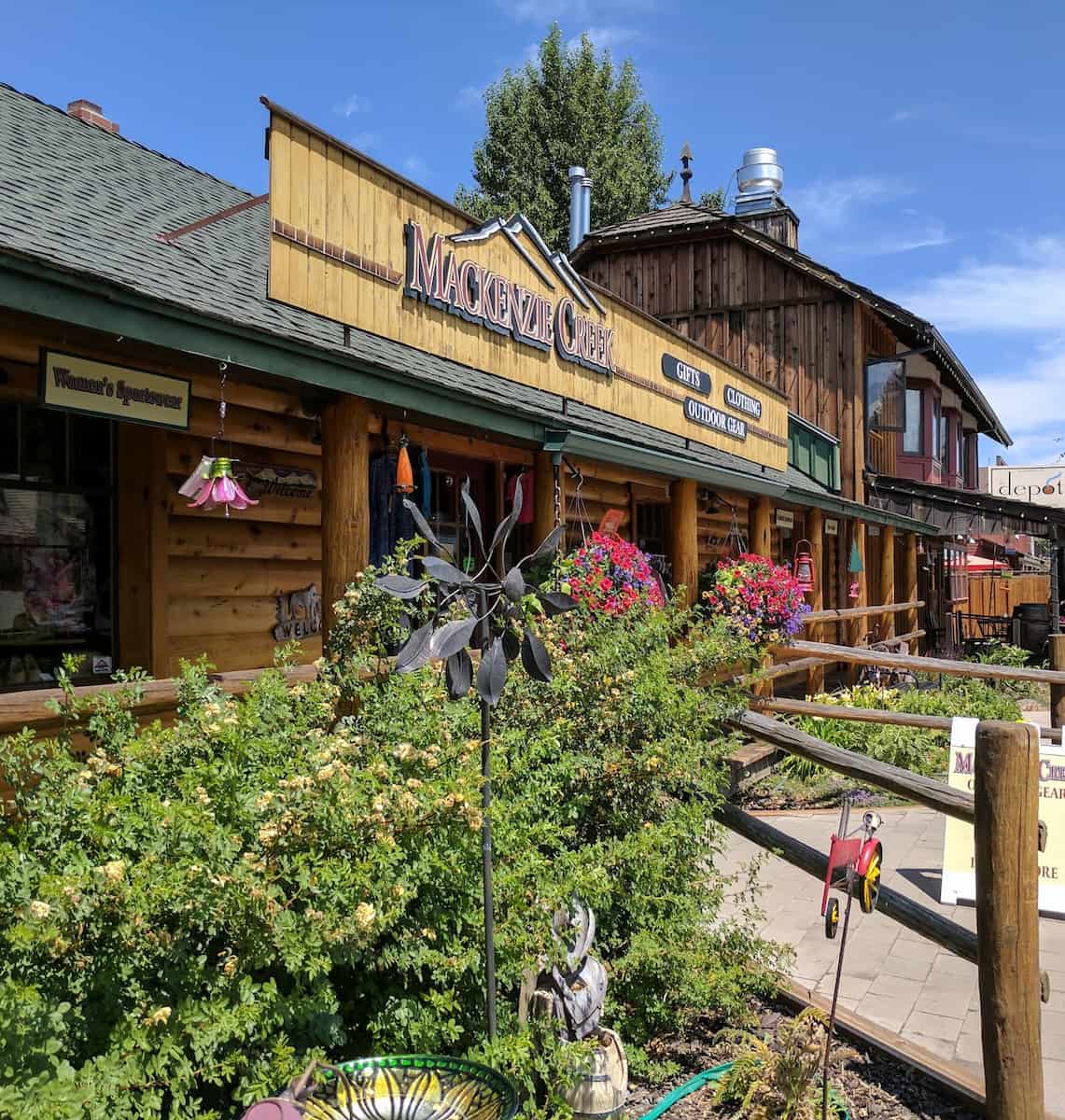 Sisters, Oregon Sisters, Oregon