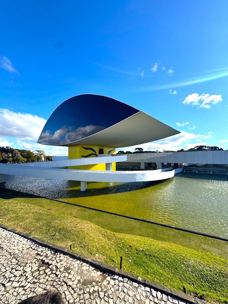 Museu Oscar Niemeyer, Curitiba Museu Oscar Niemeyer, Curitiba