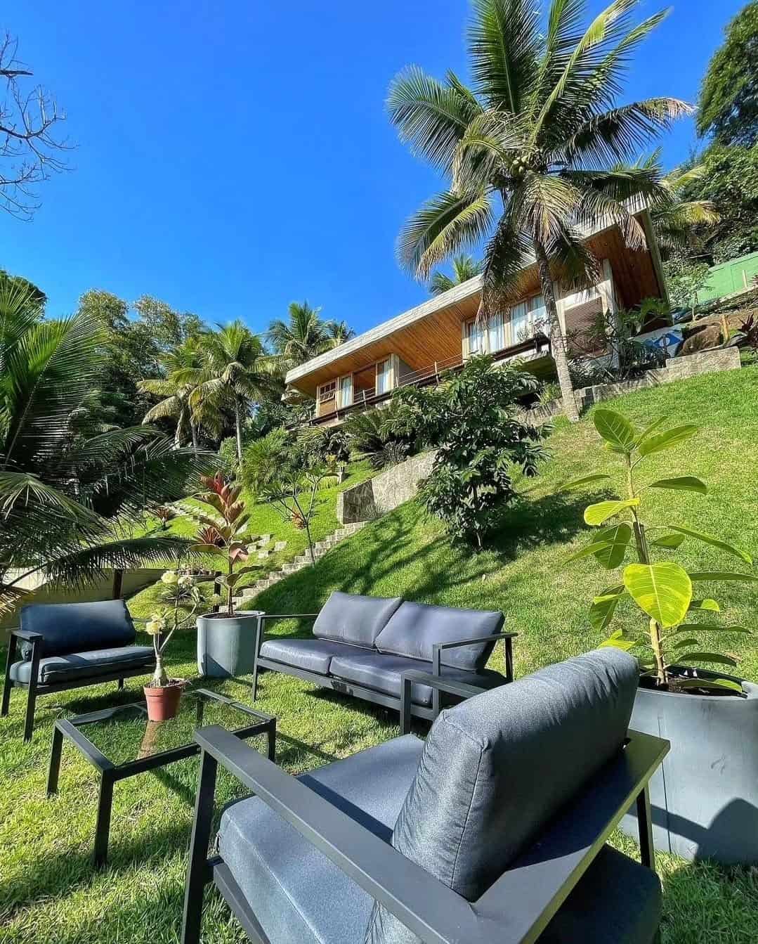 Praia de AraƧatiba, Ilha Grande Praia de AraƧatiba, Ilha Grande