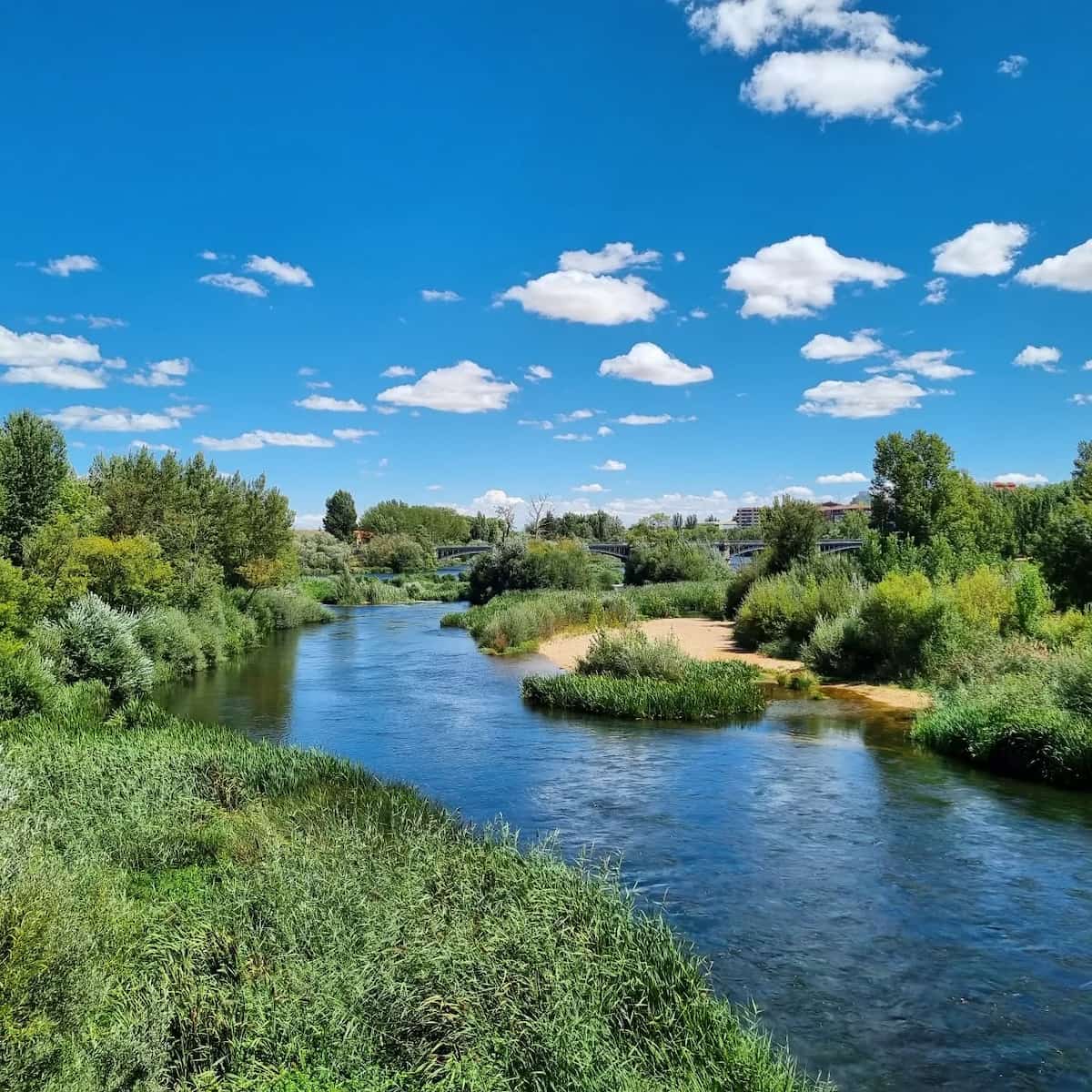 Tormes Riverside, Salamanca Tormes Riverside, Salamanca