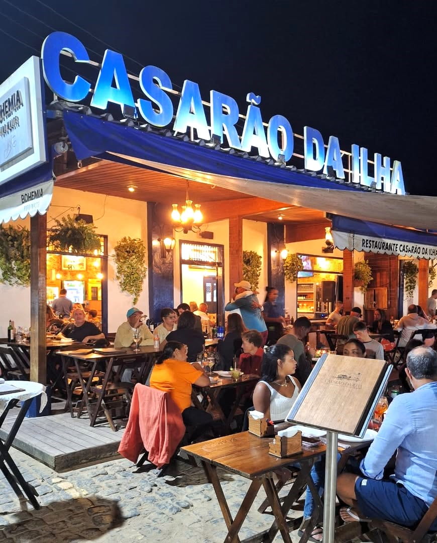 Vila do Abraão Nightlife, Ilha Grande Vila do Abraão Nightlife, Ilha Grande