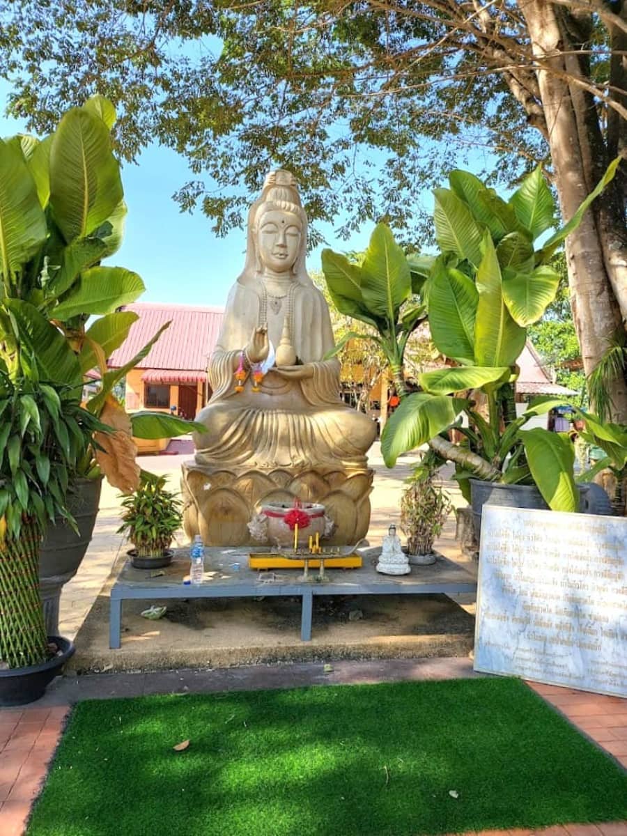 Wat Phra That Doi Chom Thong, Chiang Rai Wat Phra That Doi Chom Thong, Chiang Rai